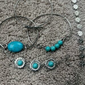 Turquoise Silver Bracelet Set (5 Bracelets)